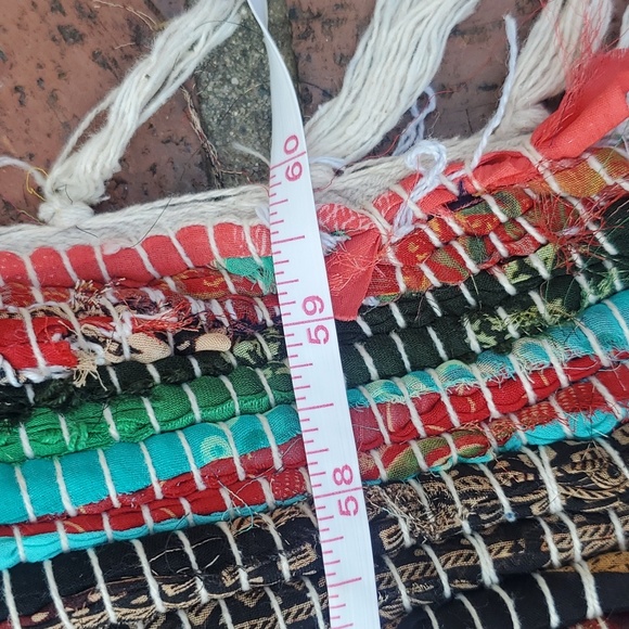 35"x60' Rag Rug - Picture 5 of 7